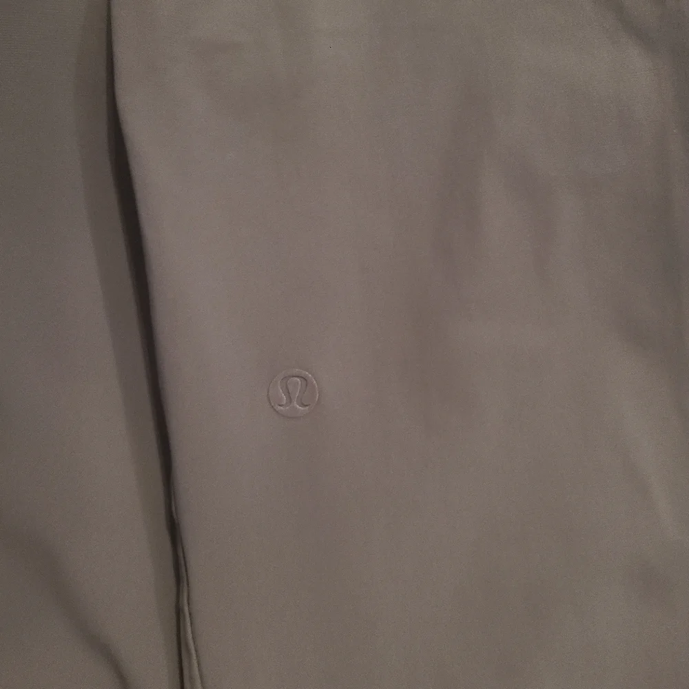 Lululemon Men's Surge Jogger - Picture 11 of 12
